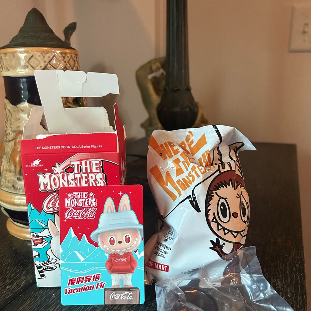 Labubu Coca-Cola The Monsters Series Figure Vacation Fit